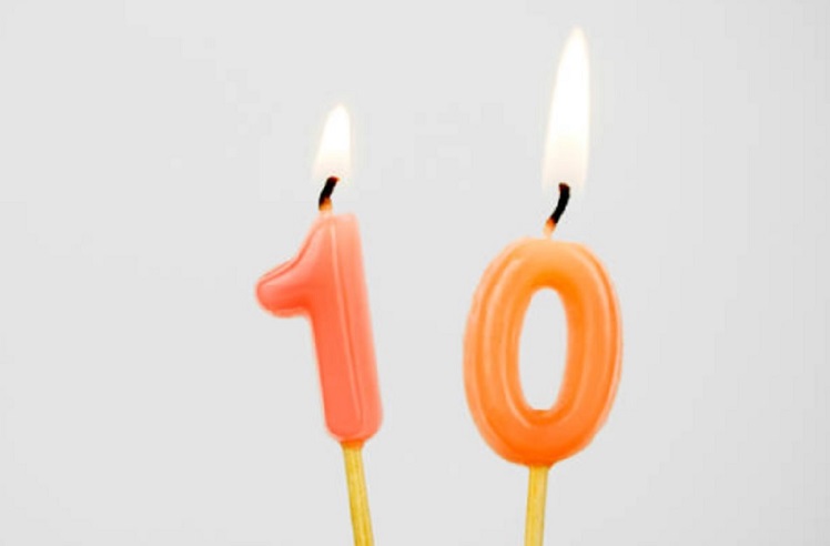 Velas de cumpleaños La Fundación Idis sopla diez velas